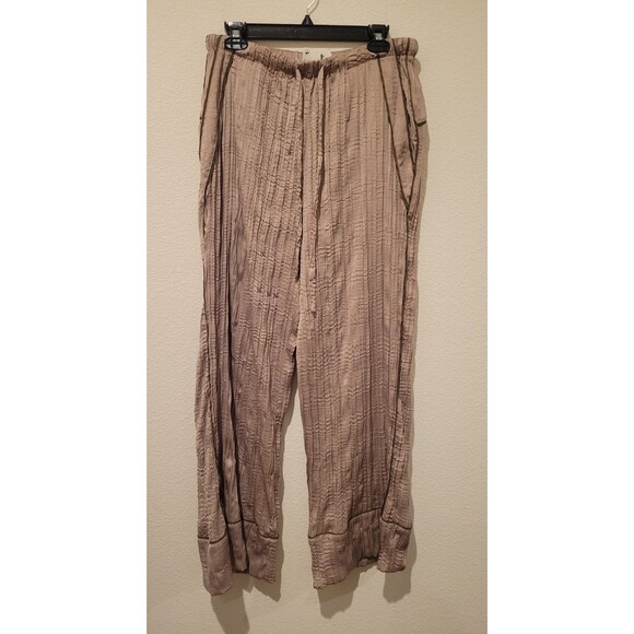 NWT Free People All Out Satin Loose Wide Pants Size Large MSRP $98 Beige Pockets - Picture 3 of 12